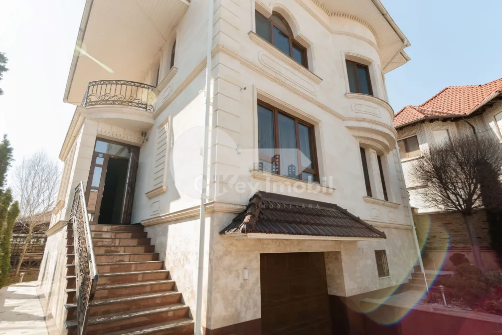 Casă, Ciocana, GINTA LATINĂ