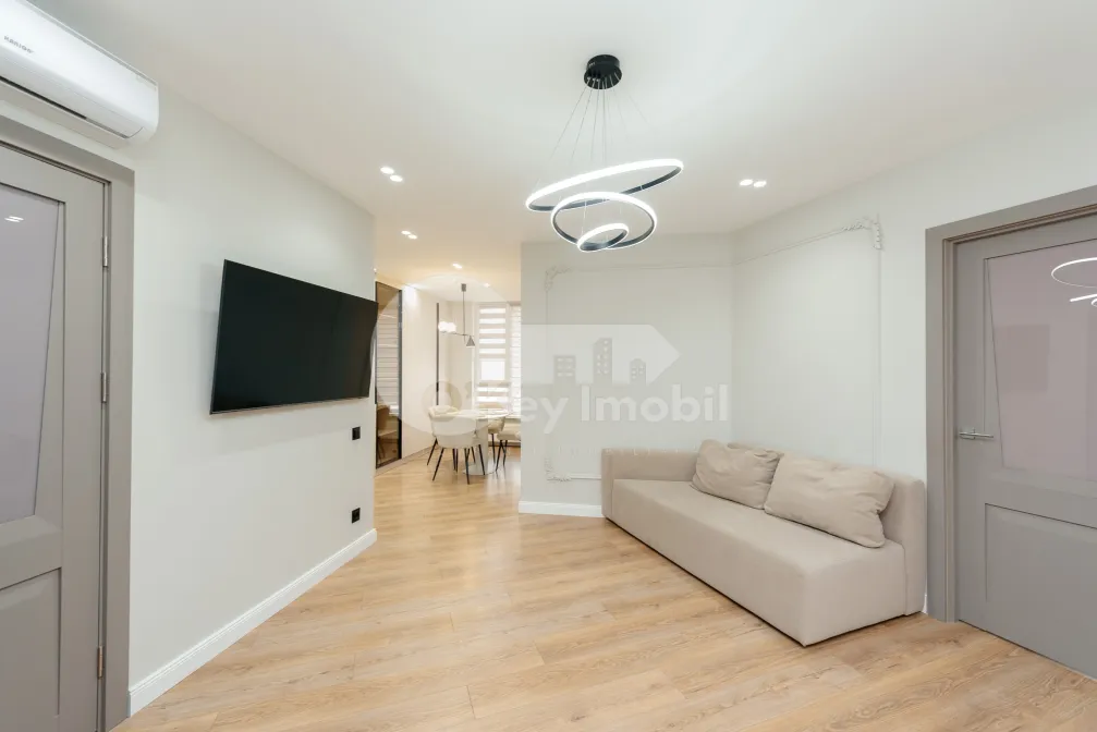 Apartament, Râșcani, RENAȘTERII NAȚIONALE