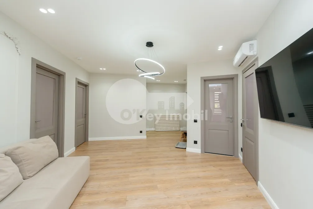 Apartament, Râșcani, RENAȘTERII NAȚIONALE