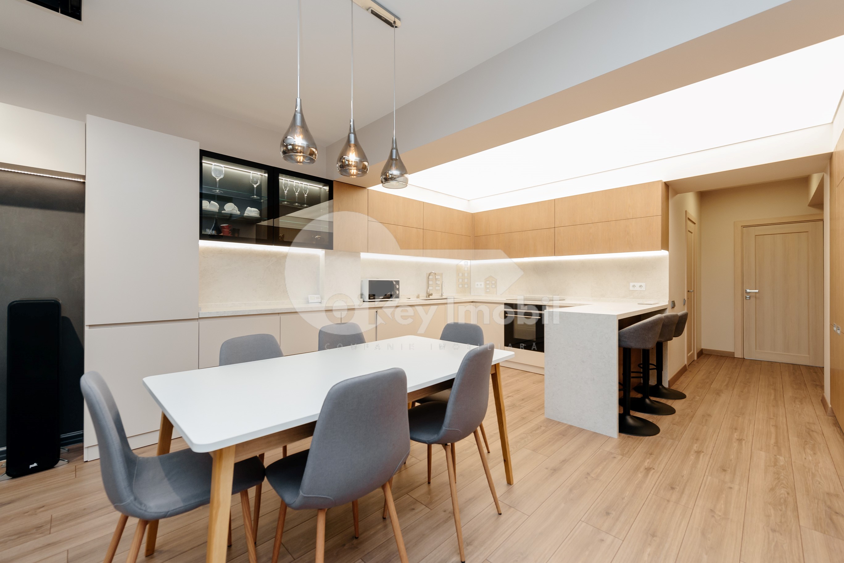 Квартира, Центр, ПЕТРУ РАРЕШ