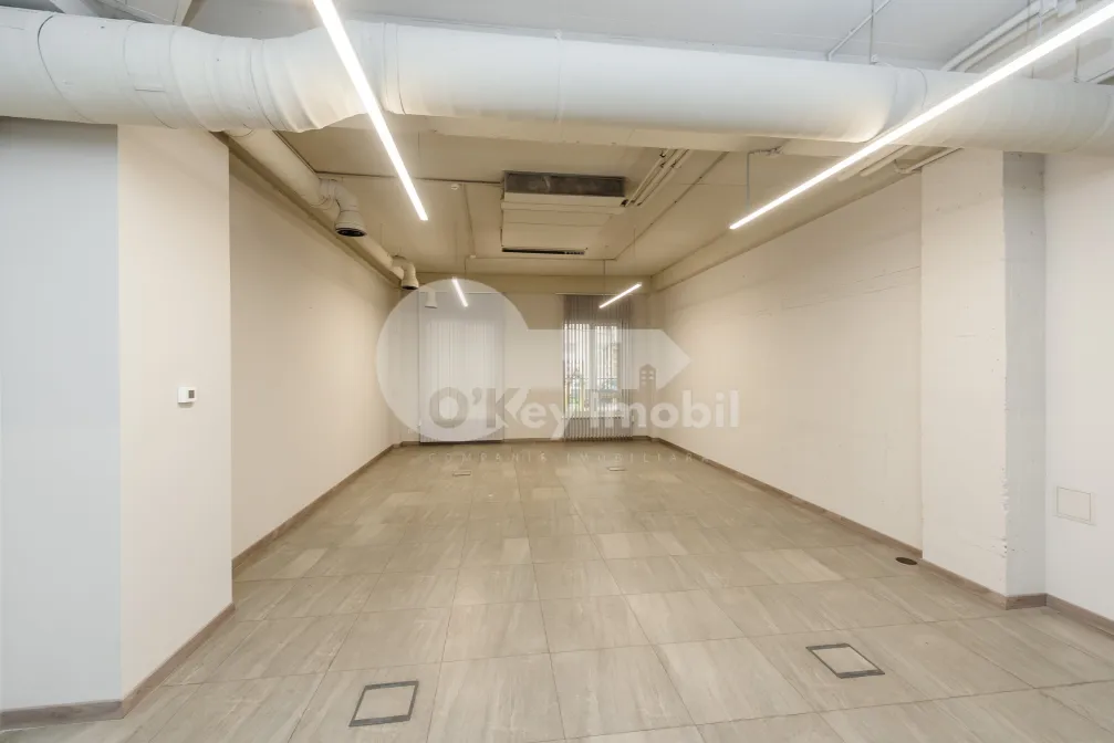 Oficiu, Centru, LEV TOLSTOI