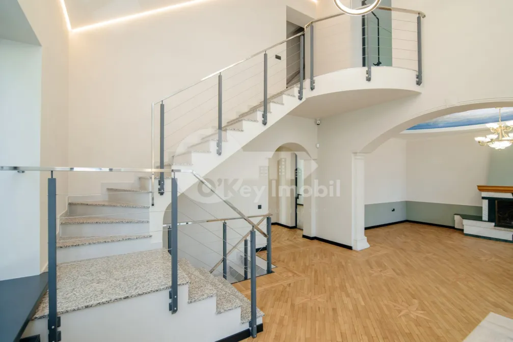 Oficiu, Buiucani, PARIS