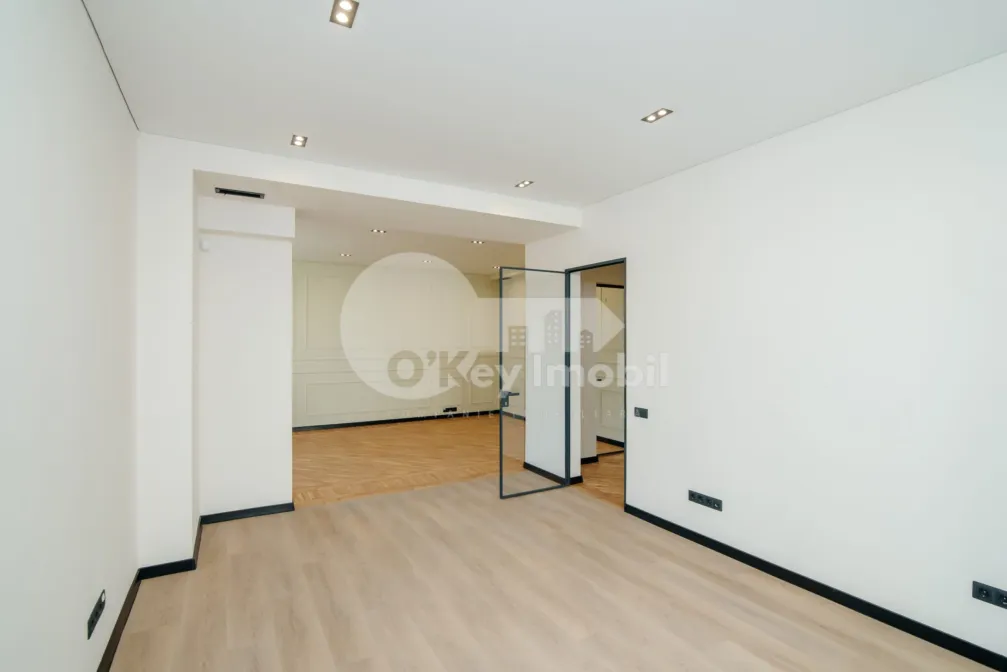 Oficiu, Buiucani, PARIS