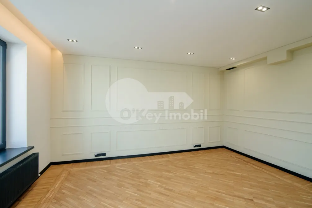 Oficiu, Buiucani, PARIS