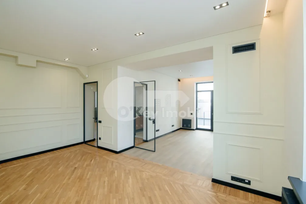 Oficiu, Buiucani, PARIS