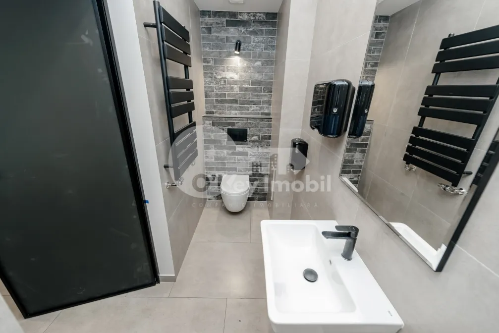 Spațiu comercial, Centru, MITROPOLIT VARLAAM