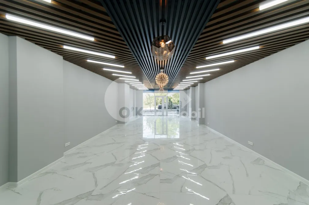 Spațiu comercial, DUMBRAVA