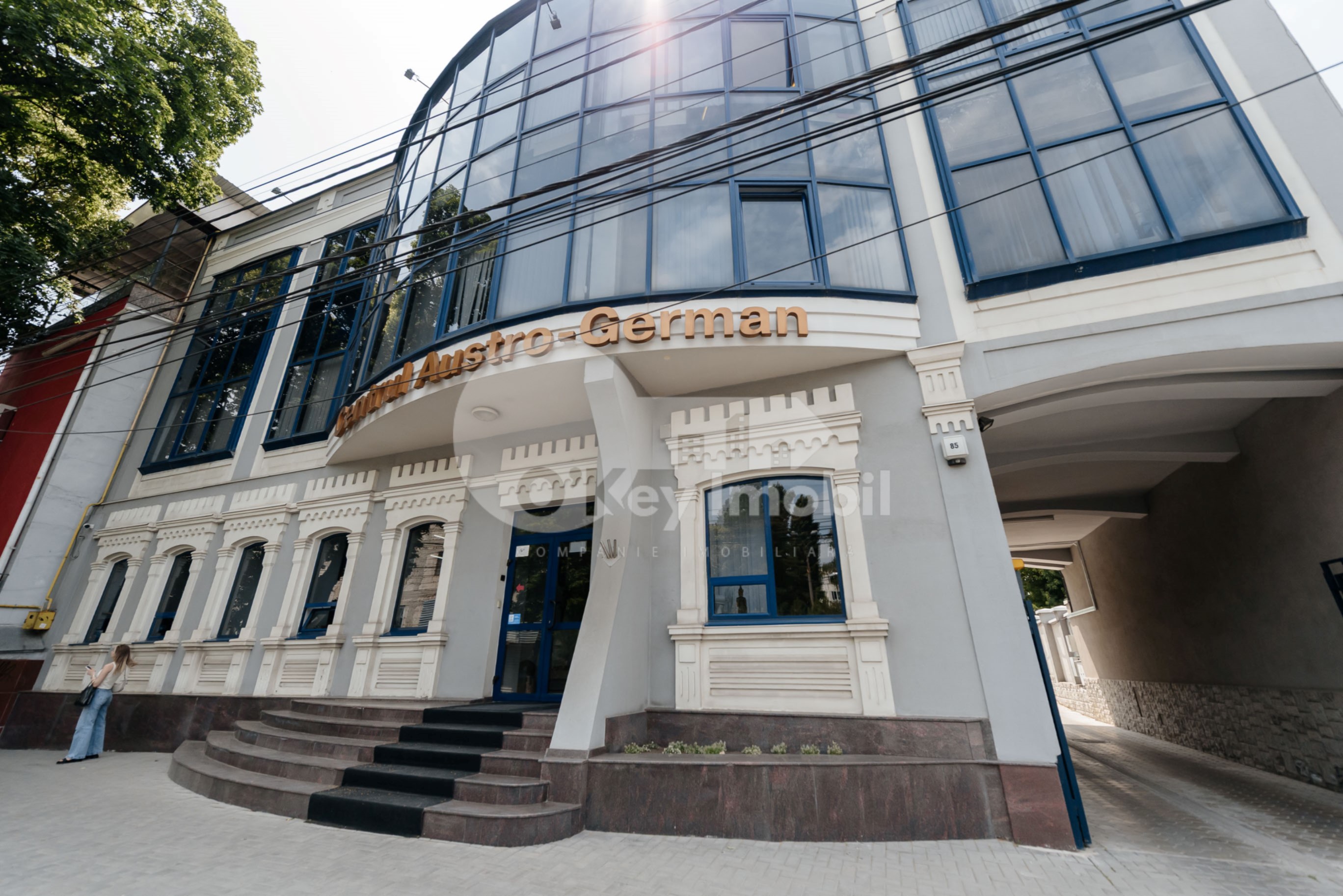 Oficiu, Centru, ALEXANDRU CEL BUN