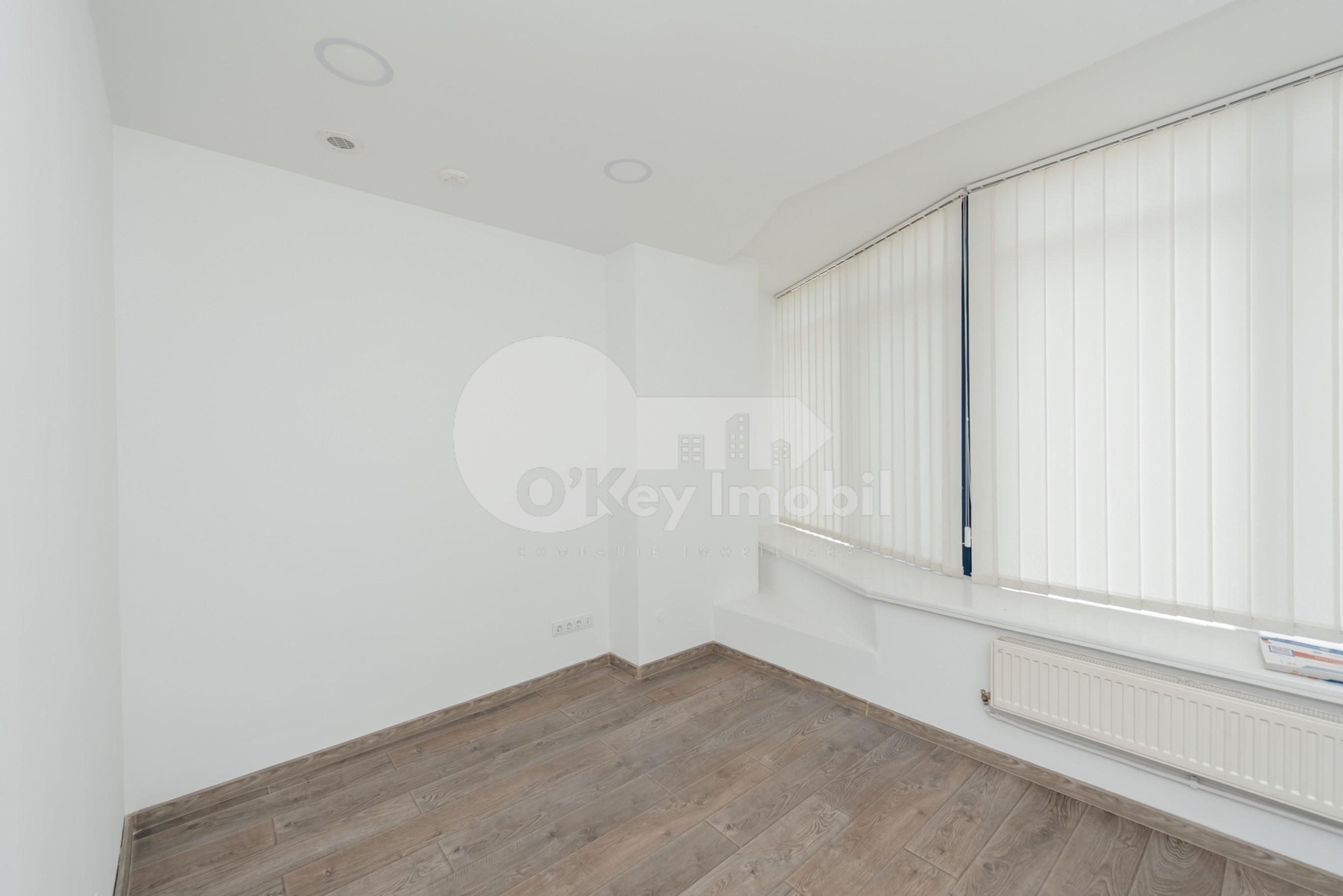 Oficiu, Centru, ALEXANDRU CEL BUN