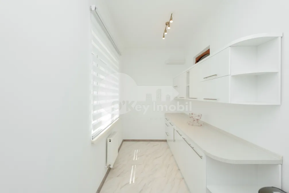 Apartament, Buiucani, VASILE STROESCU