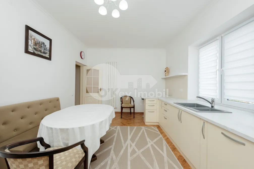 Apartament, Buiucani, VASILE STROESCU