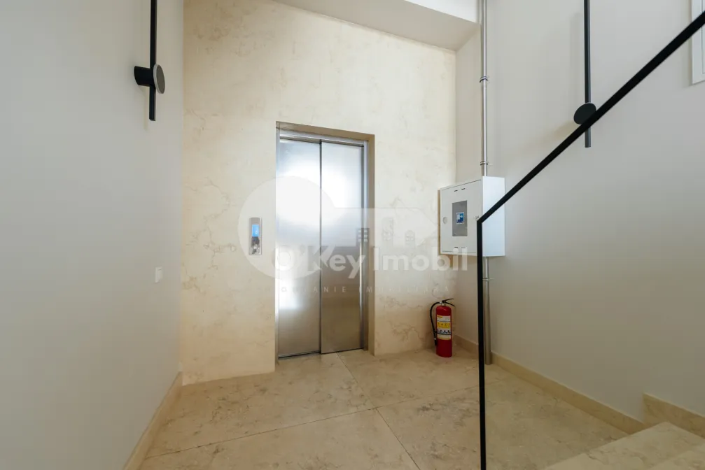 Офис, Буюканы, МЕСАДЖЕР