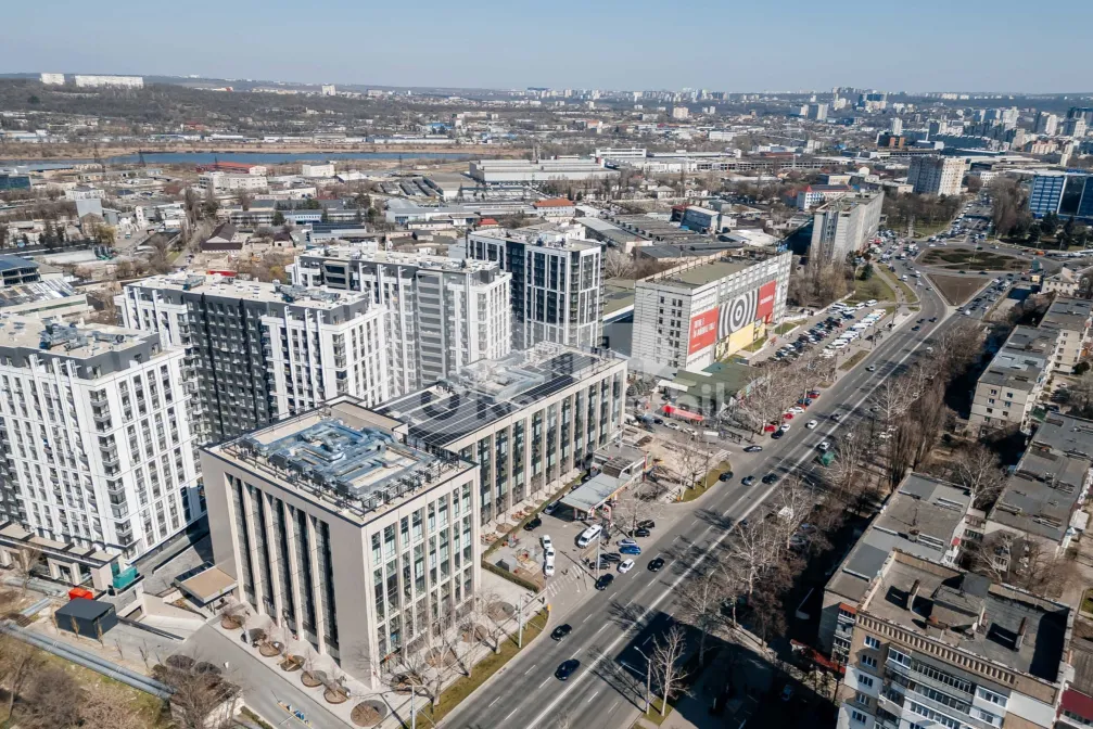 Офис, Буюканы, КАЛЯ ЕШИЛОР