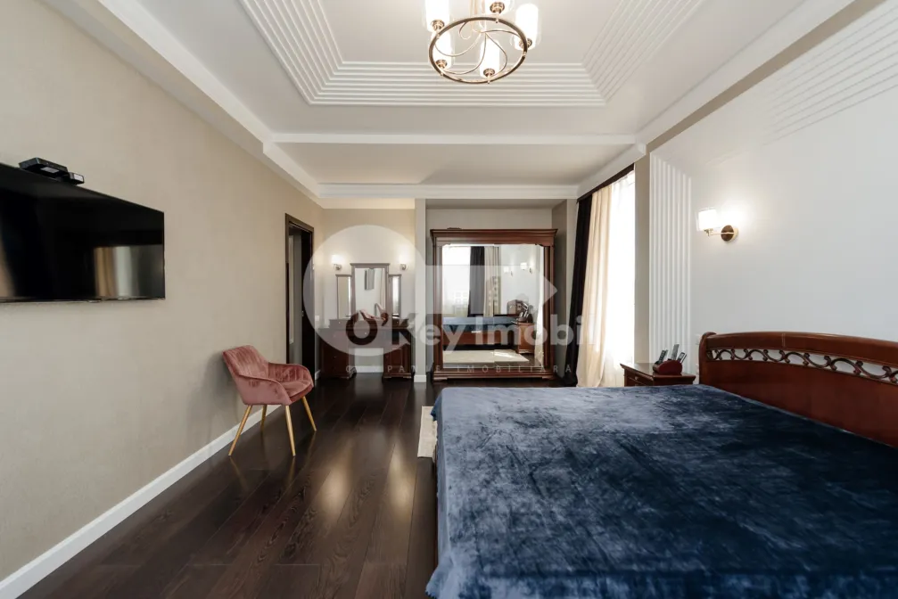 Apartament, Centru, PETRU RAREȘ