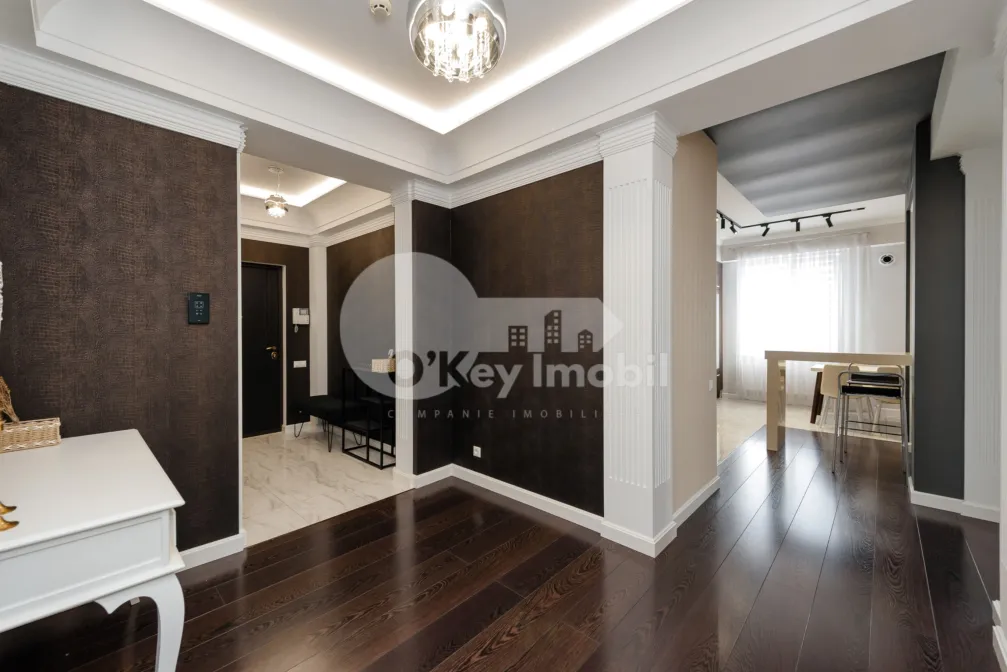 Apartament, Centru, PETRU RAREȘ