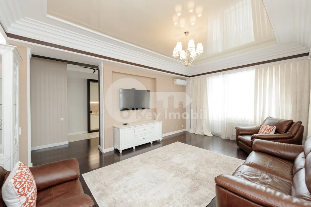 Квартира, Центр, ПЕТРУ РАРЕШ