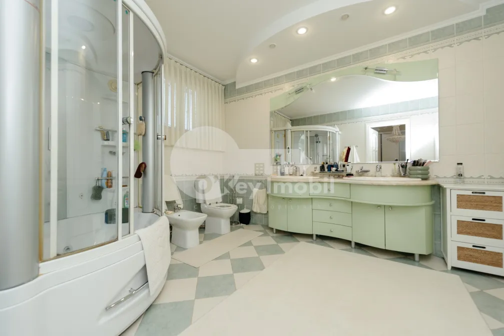 Дом, ТОГАТИН