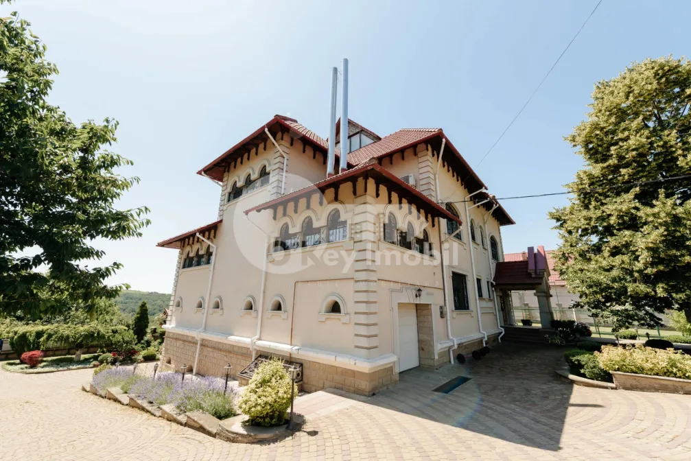 Spațiu comercial, TOHATIN