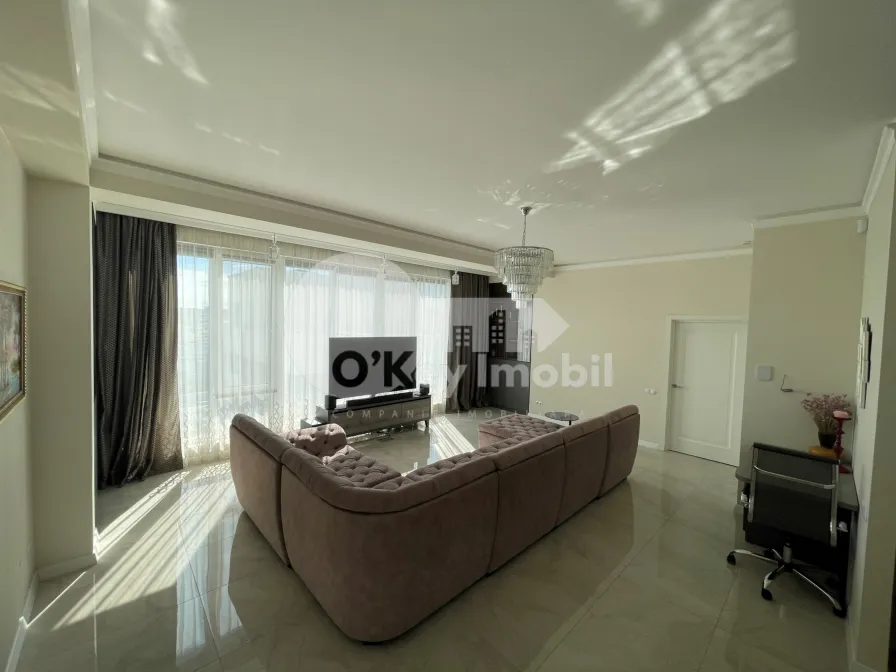 Penthouse, Botanica, BUREBISTA