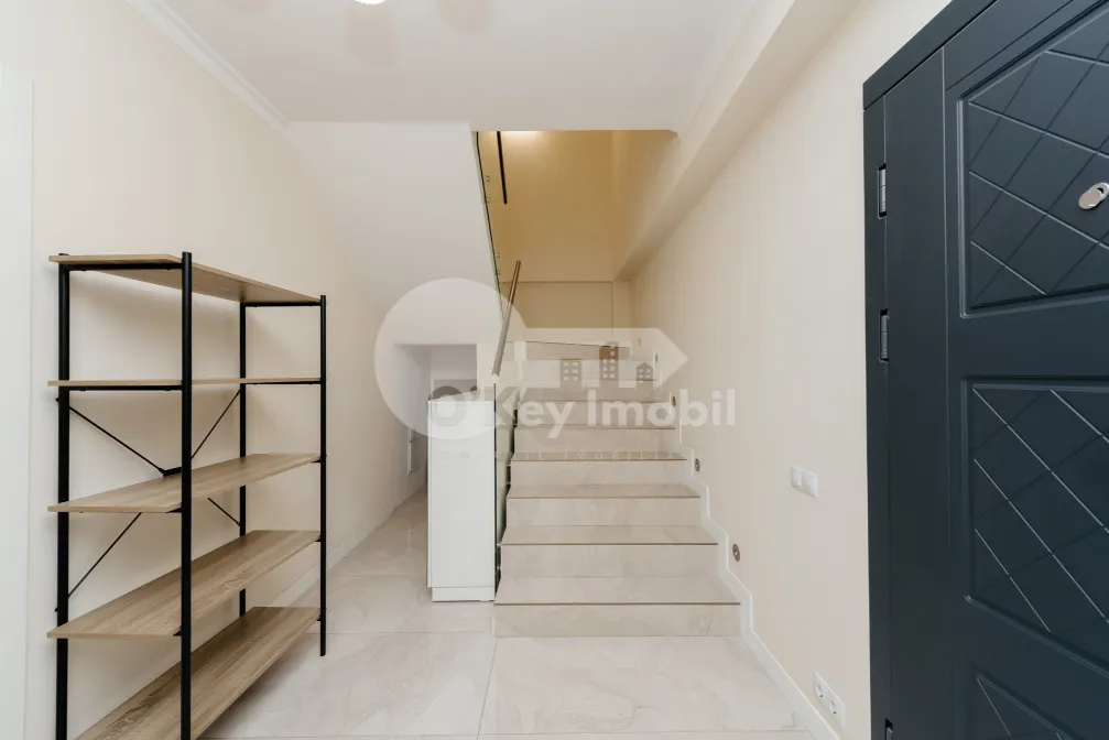 Penthouse, Botanica, BUREBISTA