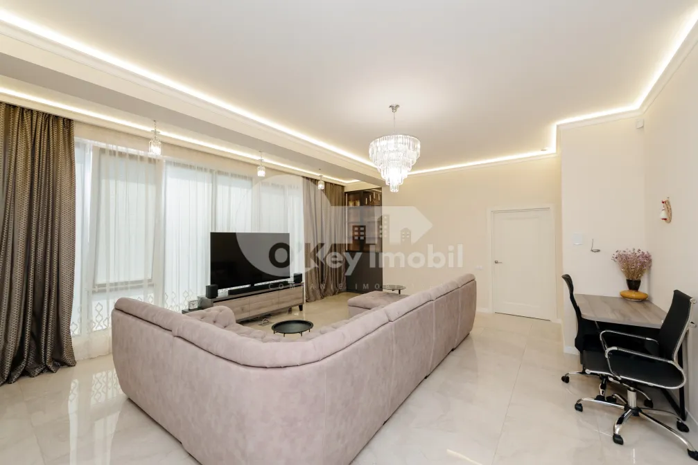 Penthouse, Botanica, BUREBISTA