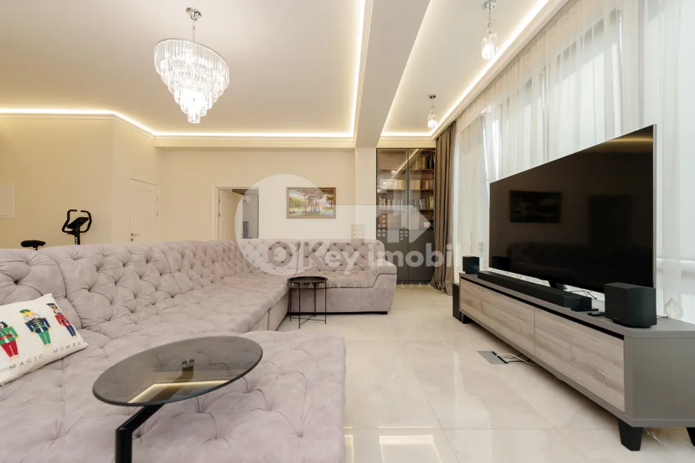 Penthouse, Botanica, BUREBISTA