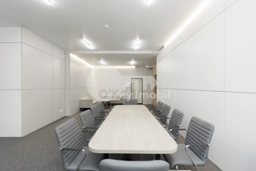 Oficiu, Centru, MIHAI EMINESCU