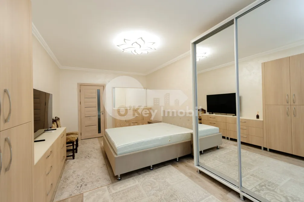 Apartament, Buiucani, IOANA RADU