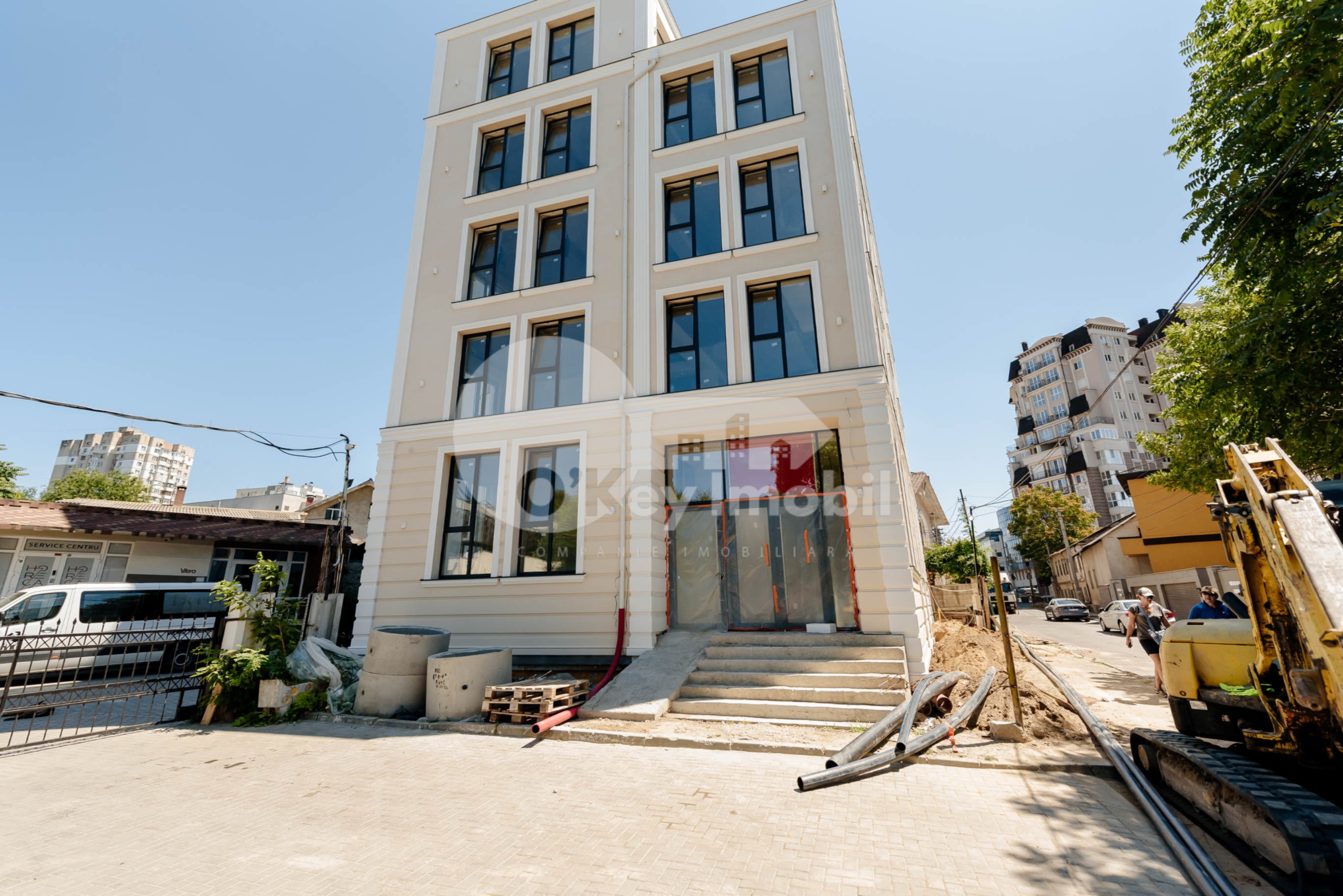 Oficiu, Centru, ALEXANDR PUȘKIN