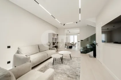 Townhouse, CODRU