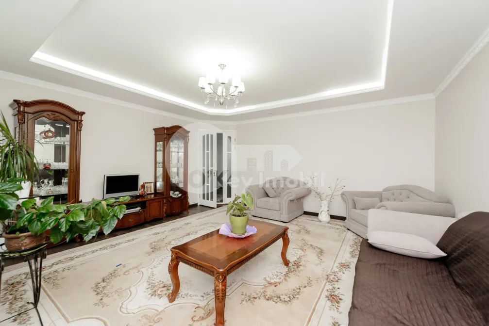 Casă, Centru, GHEORGHE CAȘU