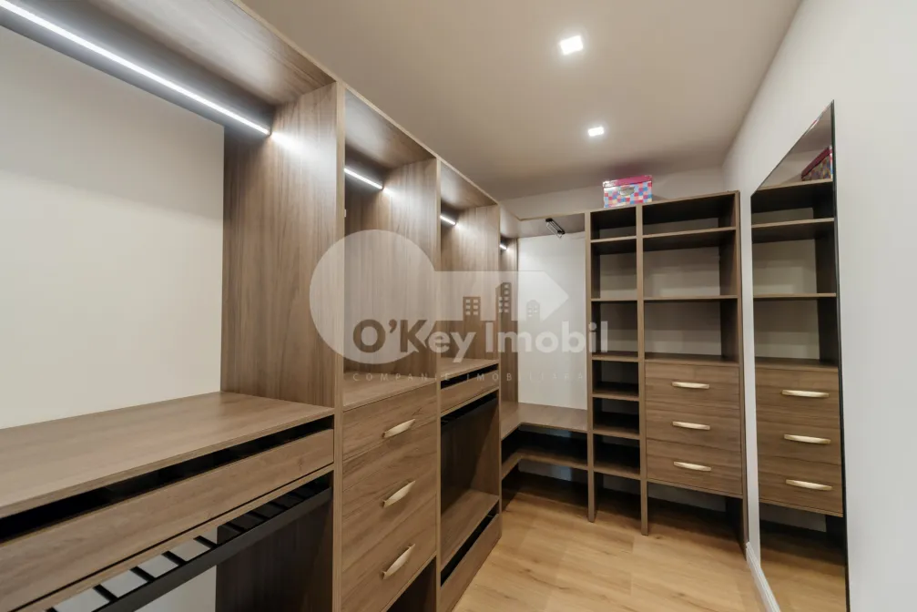 Apartament, Centru, SERGHEI LAZO
