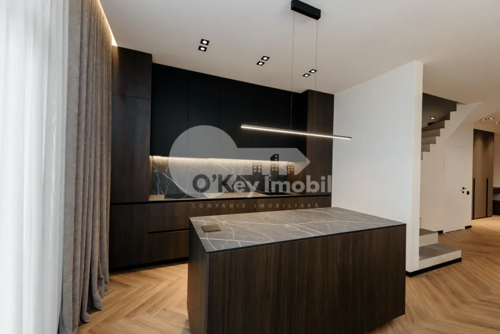 Townhouse, Centru, DÎMBULUI