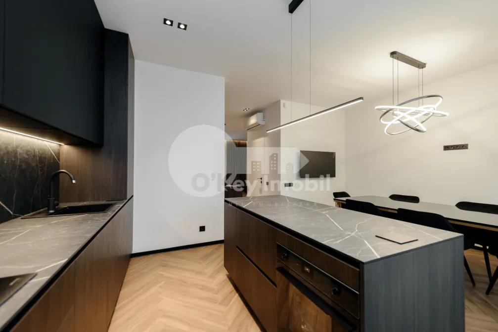 Townhouse, Centru, DÎMBULUI