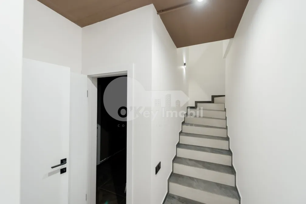 Townhouse, Centru, DÎMBULUI