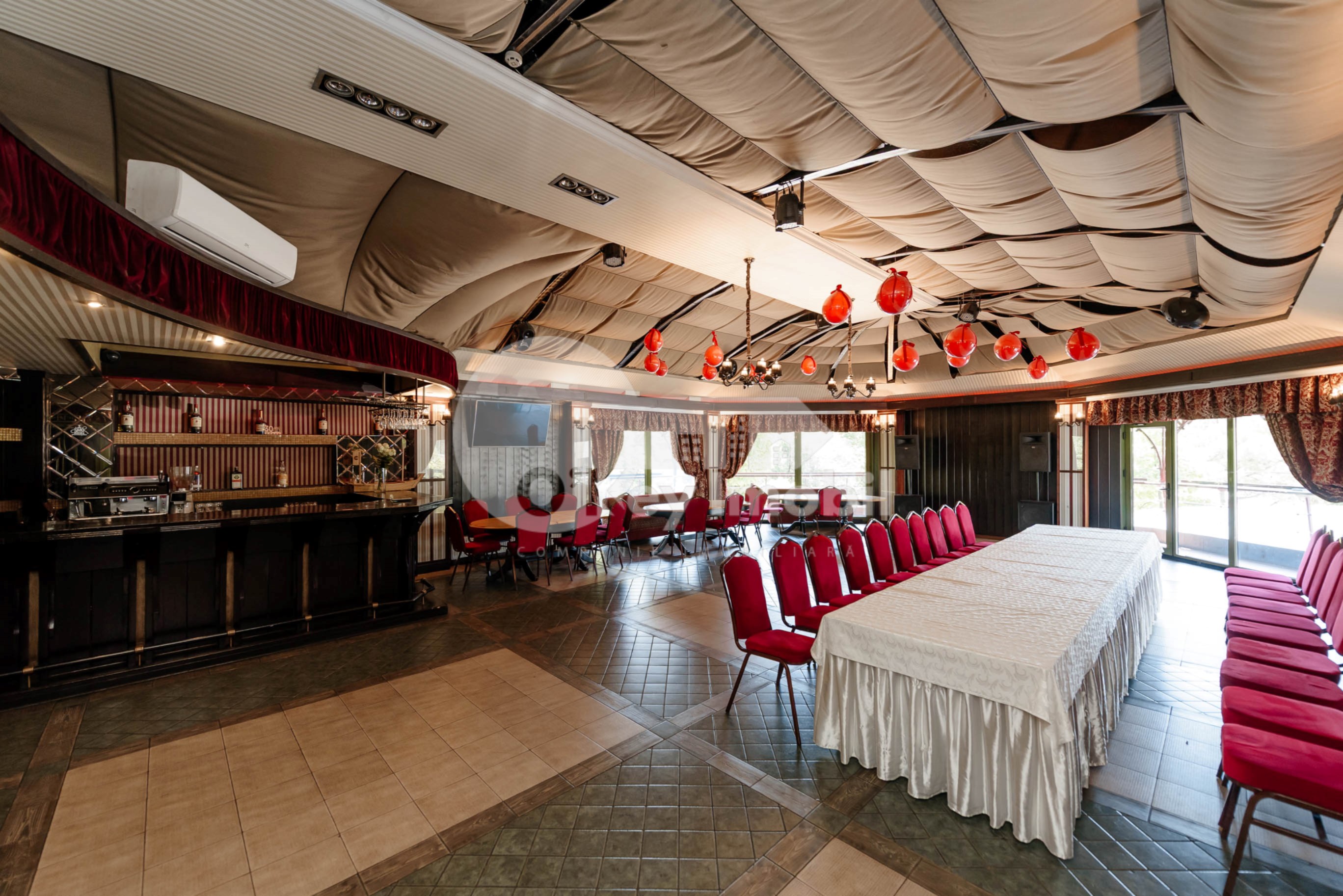 Spațiu comercial, Centru, ALBIȘOARA