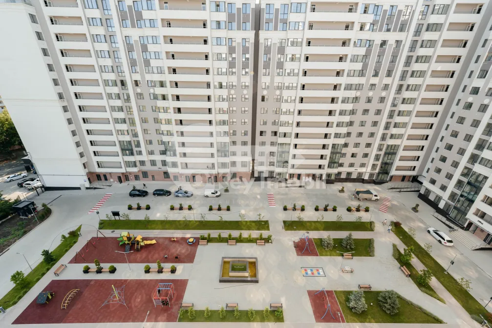 Apartament, Buiucani, VASILE LUPU