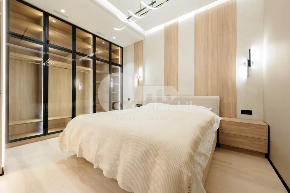 Apartament, Buiucani, GHIOCEILOR