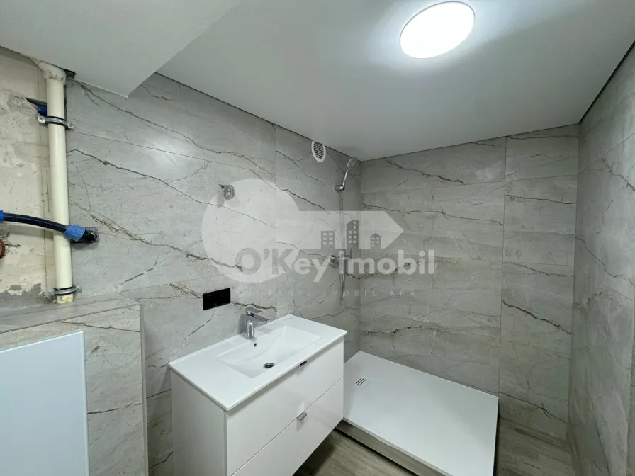 Комм. помещение, Центр, ЧУФЛЯ