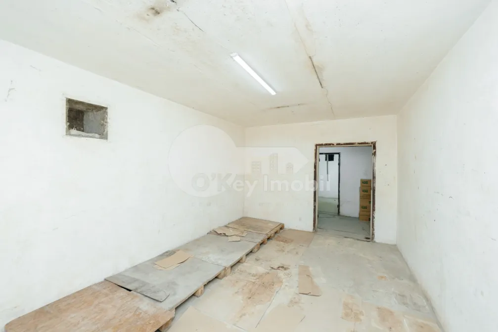 Depozit, Centru, COLUMNA