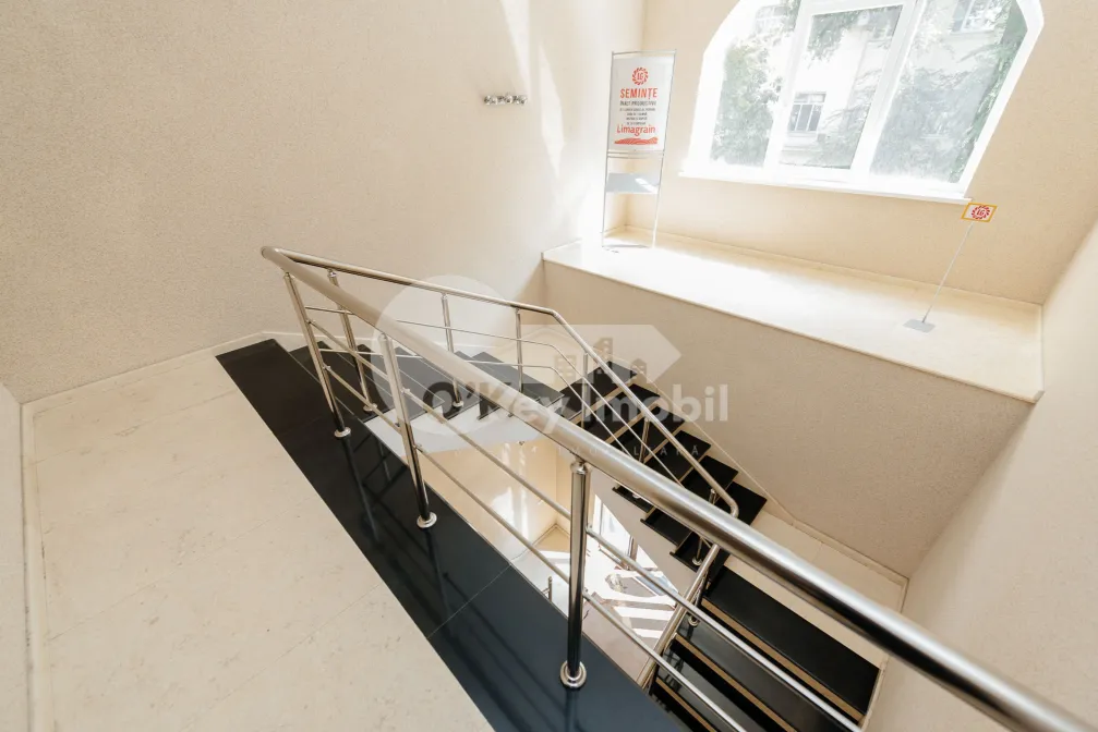 Комм. помещение, Центр, МИТРОПОЛИТ ДОСОФТЕЙ