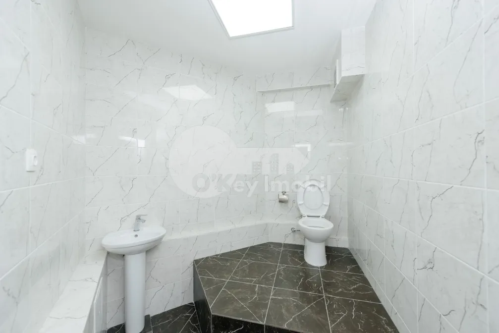 Комм. помещение, Центр, МИТРОПОЛИТ ДОСОФТЕЙ