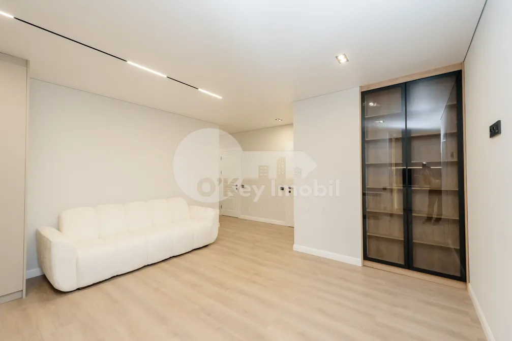 Apartament, Buiucani, VASILE LUPU