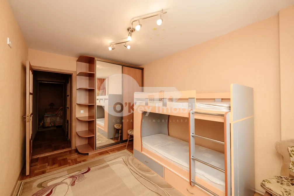 Apartament, Centru, 31 AUGUST