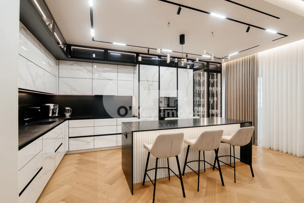 Penthouse, Centru, BUJORILOR