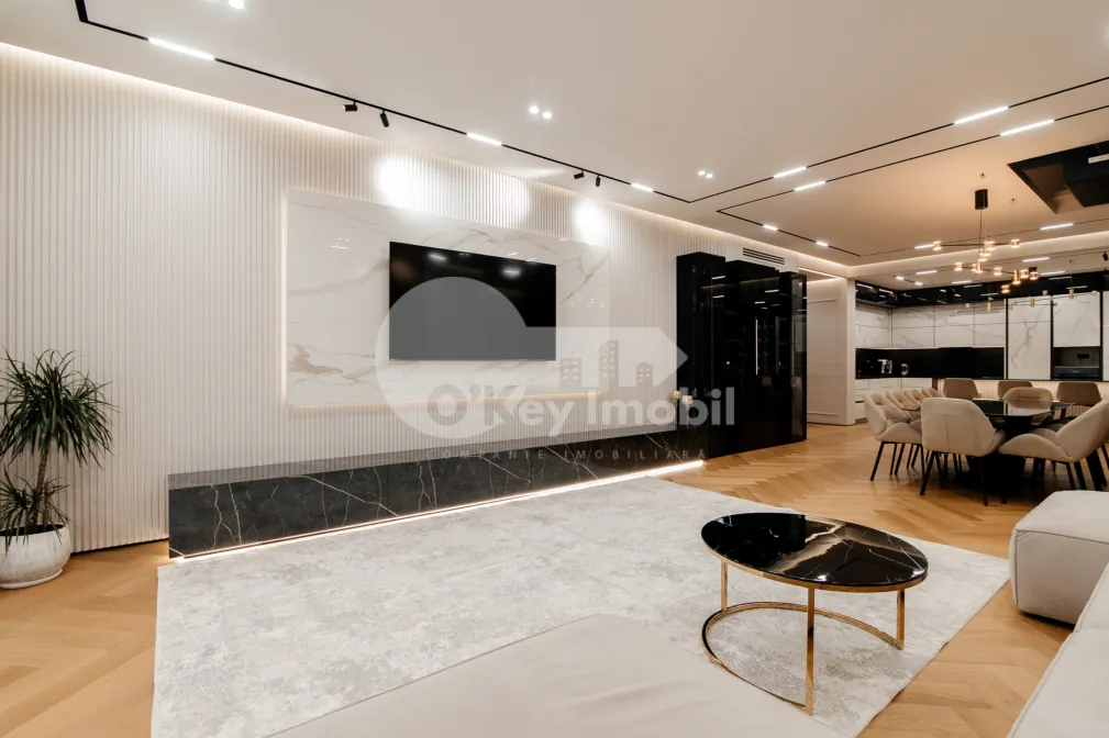 Penthouse, Centru, BUJORILOR