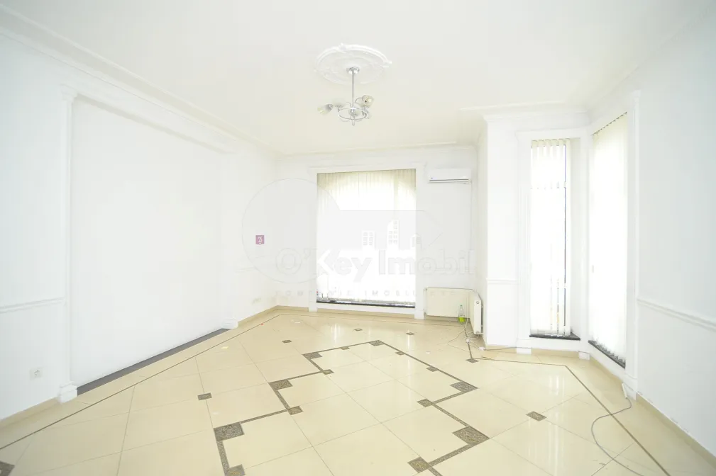 Oficiu, Centru, TOMA CIORBĂ