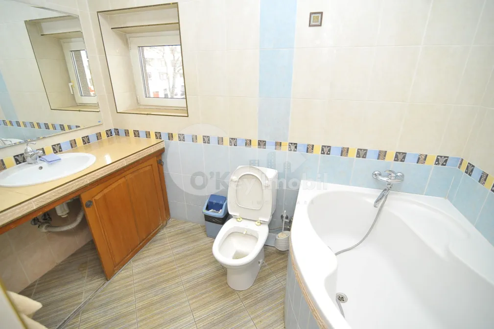 Oficiu, Centru, TOMA CIORBĂ