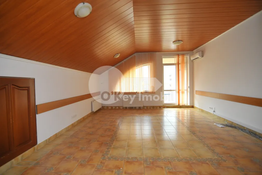 Oficiu, Centru, TOMA CIORBĂ