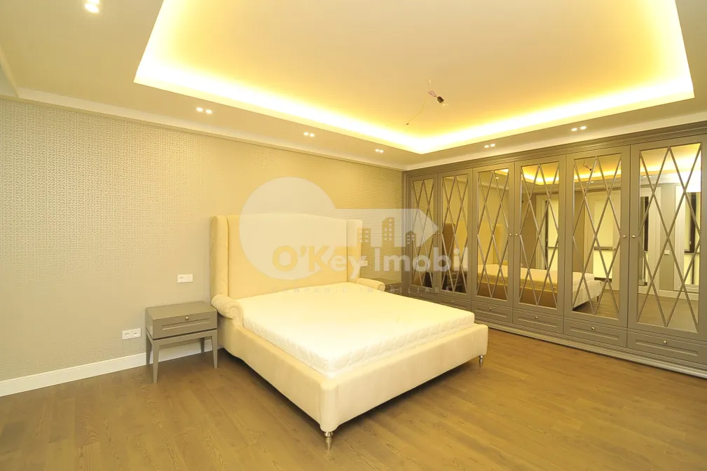 Apartament, Centru, SERGHEI LAZO